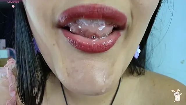 Hinata_21_ live sex cam