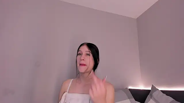 sara__jones_gh live sex cam