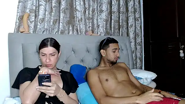 sweethoneytsx live sex cam