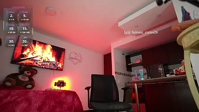 BitchySalome live sex cam