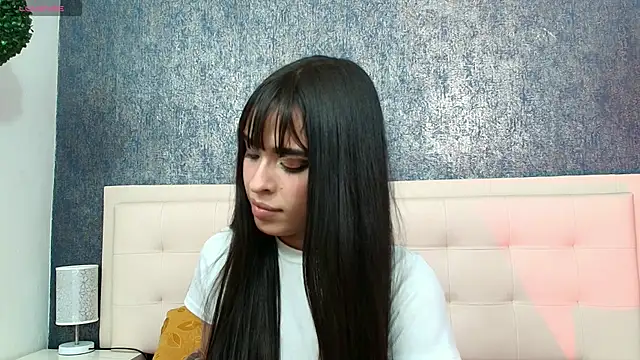 Cloeandtyfanny's cam snapshot