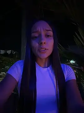 Brunettecollins05's cam snapshot