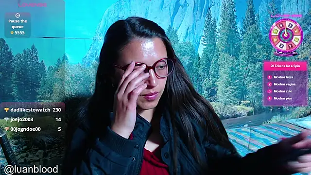 luanablood's cam snapshot