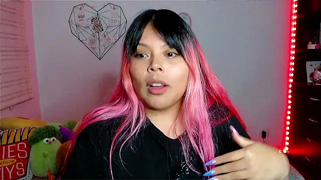 EllieMoonX live sex cam