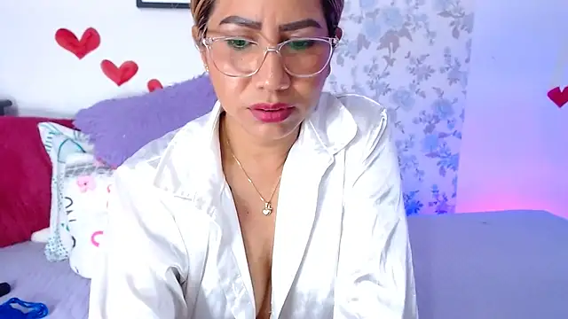 vanessa_cute1's cam snapshot