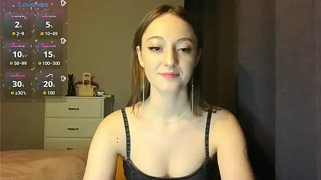 white_liillyy's cam snapshot