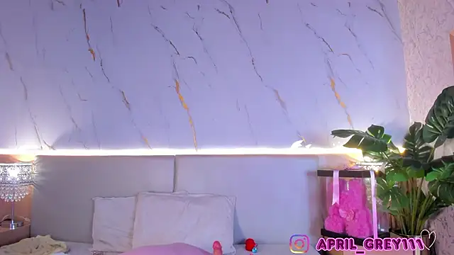 april_grey11's cam snapshot