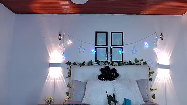 Megan_05_'s cam snapshot