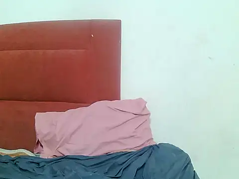 FreakyMamasita's cam snapshot