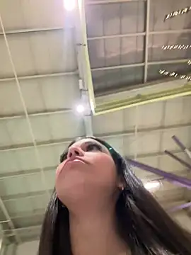 Alyshanon18 live sex cam