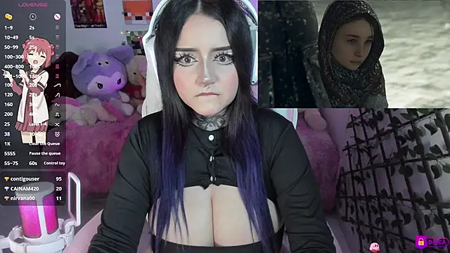 MaddyFooxx live sex cam