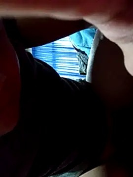 lobo19bi live sex cam