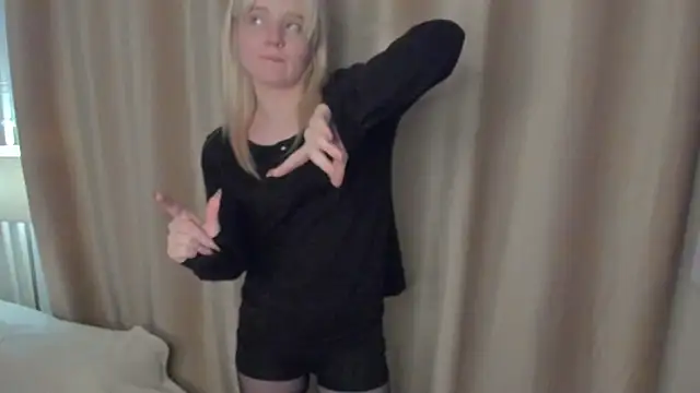 ustimeow's cam snapshot