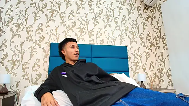 Marcus_Jeron live sex cam