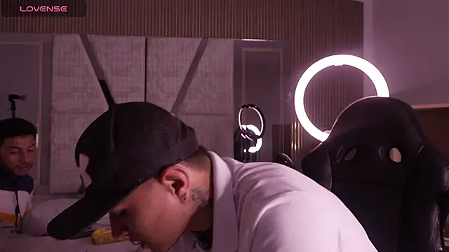 LiamDeep live sex cam