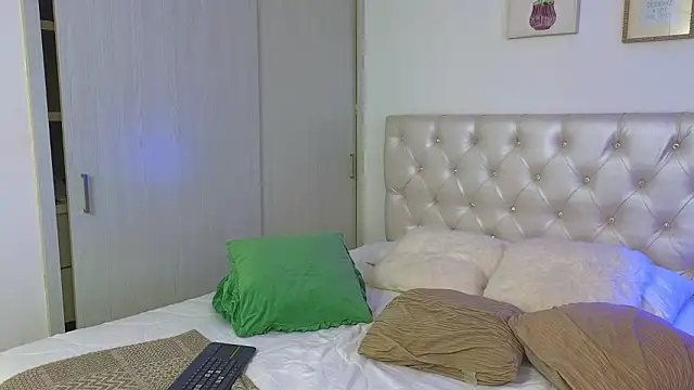 yulian_vasquez live sex cam