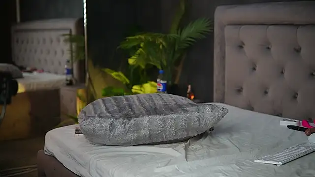 CelineHeaven's cam snapshot