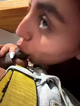 Katee_Jones live sex cam