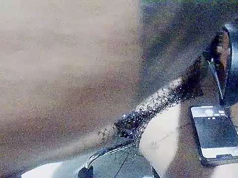 ju_muniz01's cam snapshot