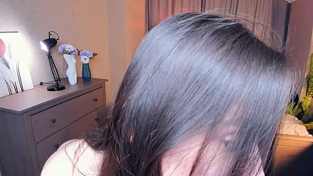 YvonneRobes's cam snapshot