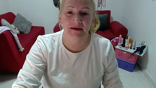 emperabigbootybigass's cam snapshot