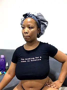 Doja_Peach's cam snapshot