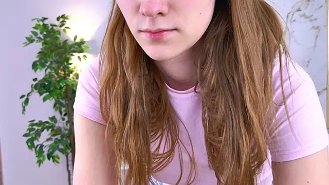 AmadaReine live sex cam