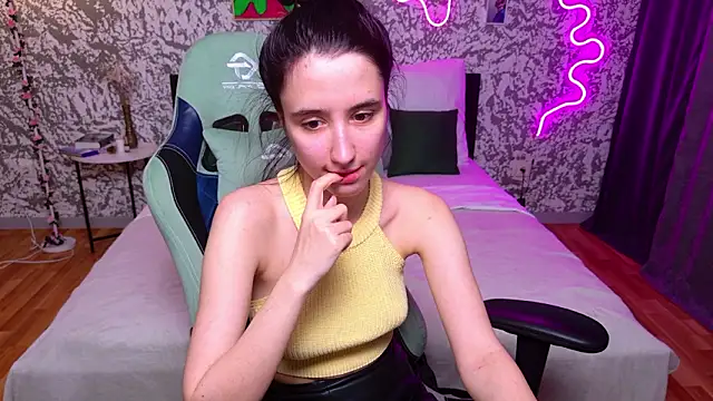 ChelseaFiness live sex cam