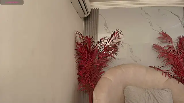 EvaHalsey's cam snapshot