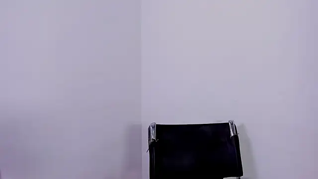 Annyrosee's cam snapshot