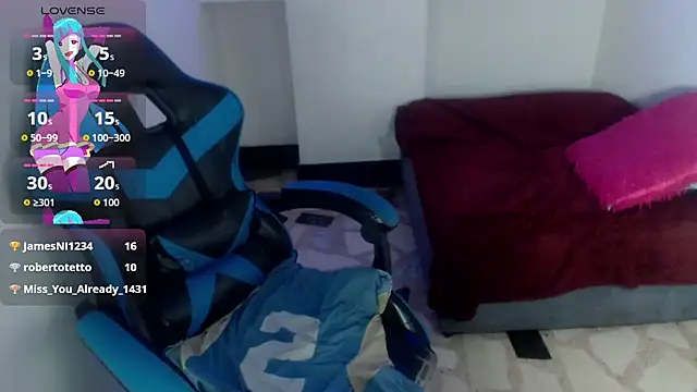 susan_mooree's cam snapshot