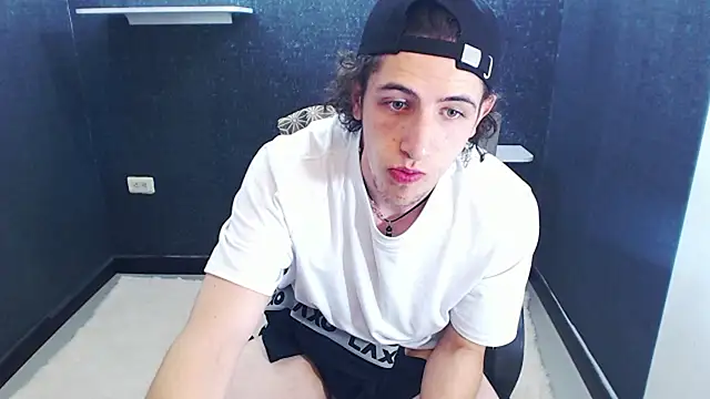 Kerverr_ live sex cam