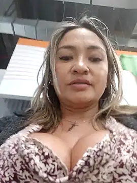 Afroditecash live sex cam