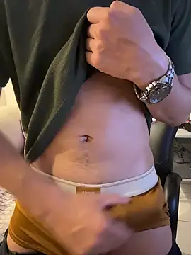 AdrianRinaldi live sex cam