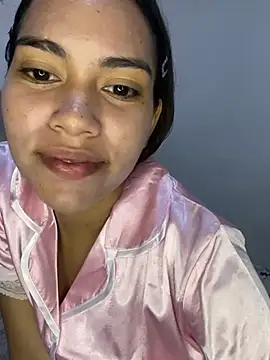 valeriah_7 live sex cam