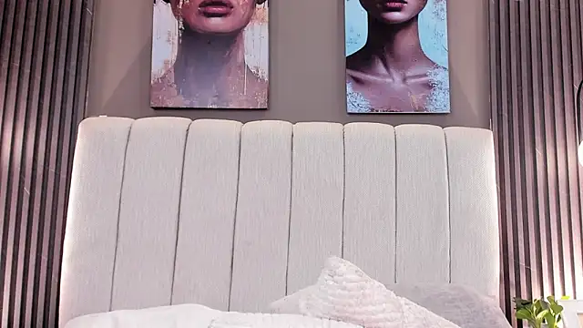 GiannaColling1 live sex cam