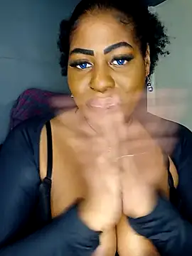 AmazonianMistress live sex cam