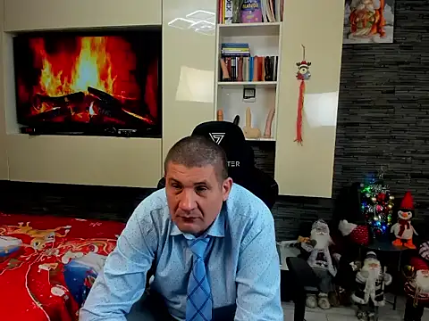 SpartacusDaddy48's cam snapshot