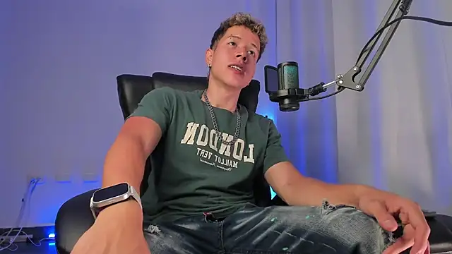 nathan_blake's cam snapshot