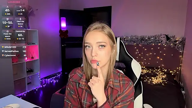 EvaPeace's cam snapshot