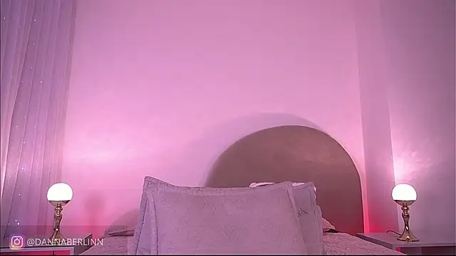danna_berlin_ live sex cam