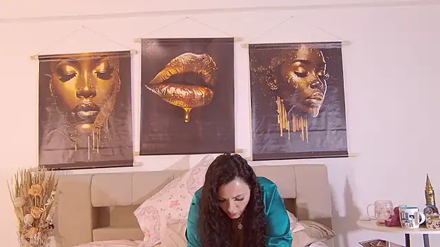 ReiyaRey's cam snapshot