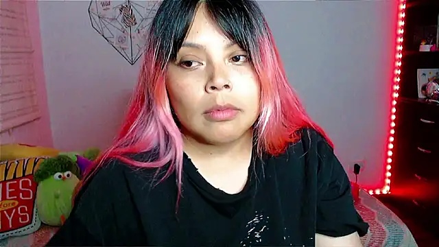 EllieMoonX live sex cam
