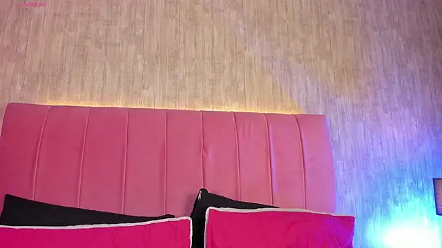 Kendra_kobein's cam snapshot