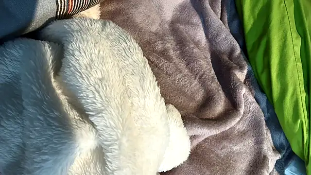 AngelwithEcup live sex cam