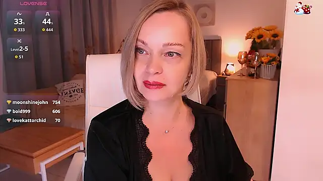 Tilly_Eliot live sex cam