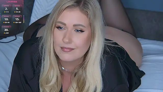 OndinaNoir live sex cam