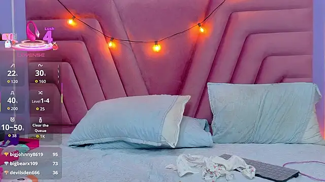 Beautifulskinny18 live sex cam