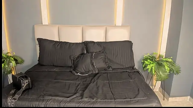 ChloeVixen live sex cam