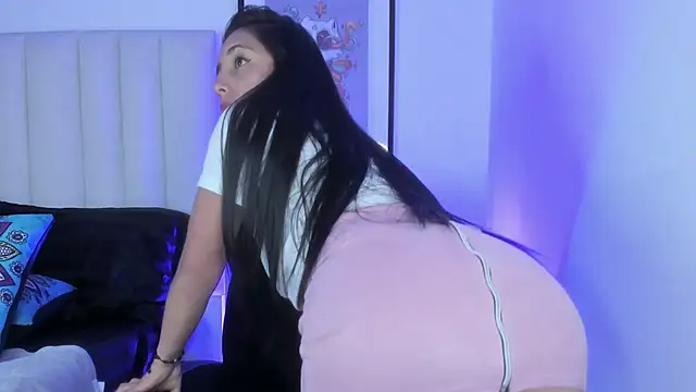 Mara_Wolf01's cam snapshot